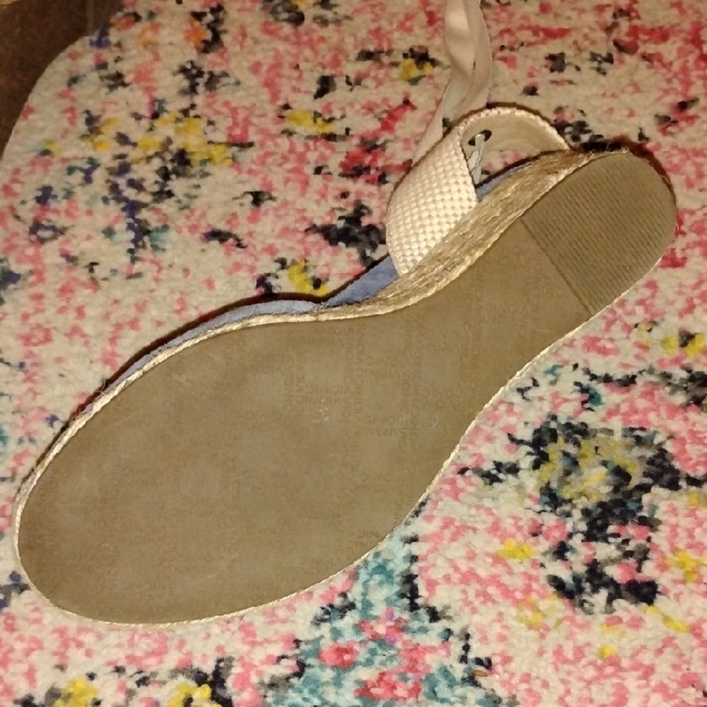 Vionic Light Blue Espadrille Wedge Slingback with Cream Toe - Picture 3 of 5